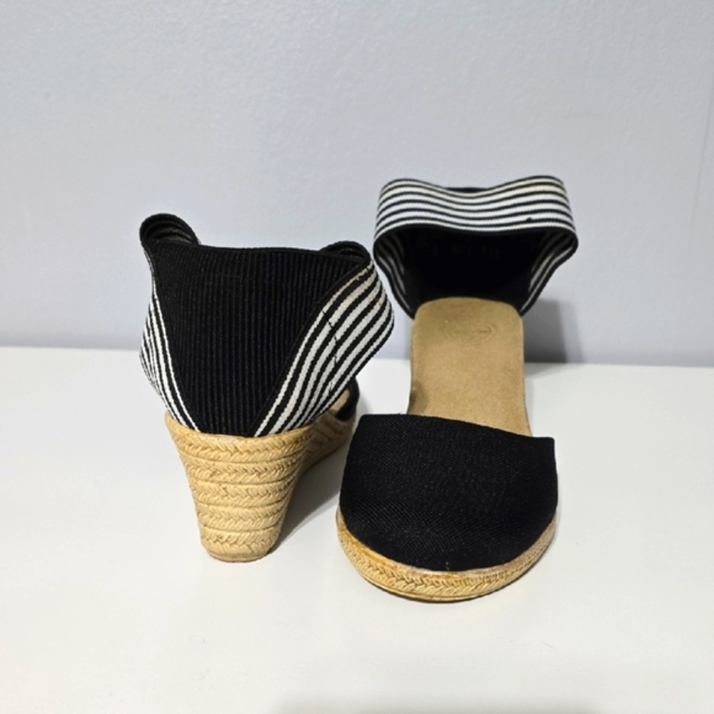 Black and Tan Espadrilles with Jute Sole